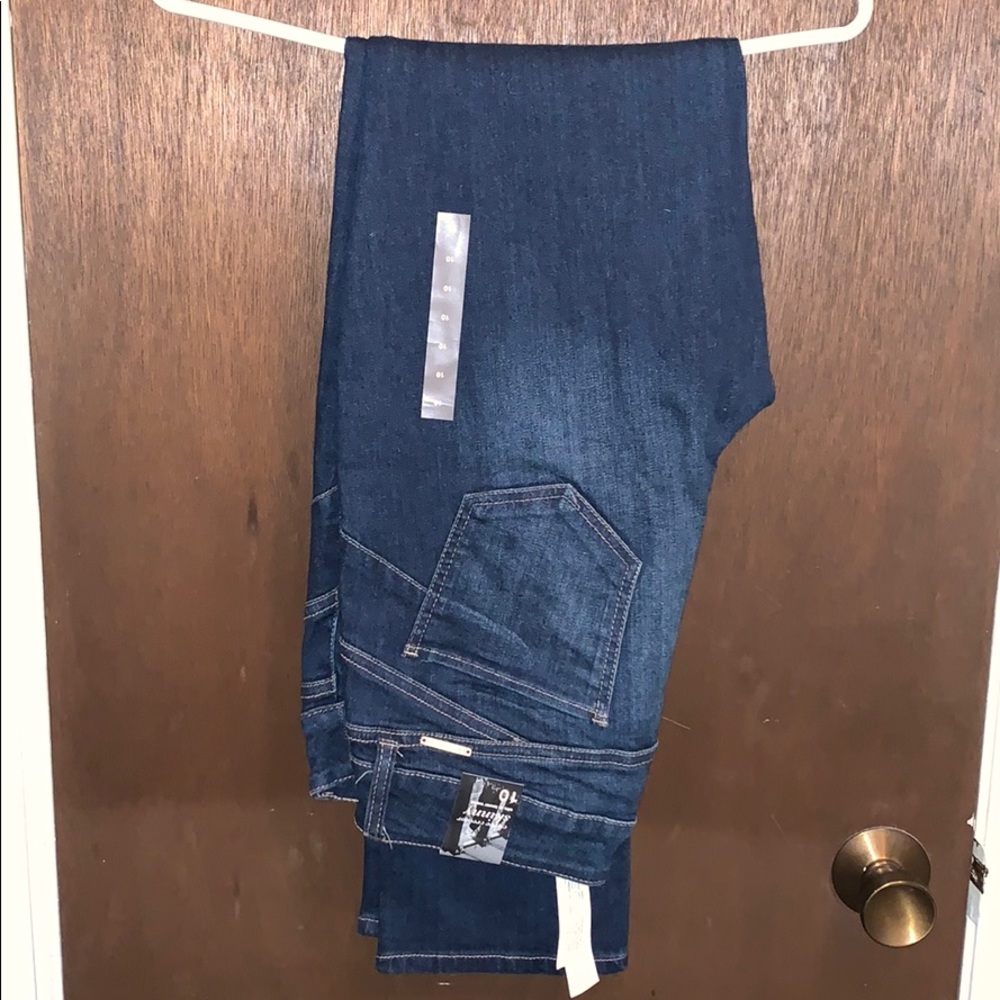 New York & Company Curve Creator Skinny Jeans